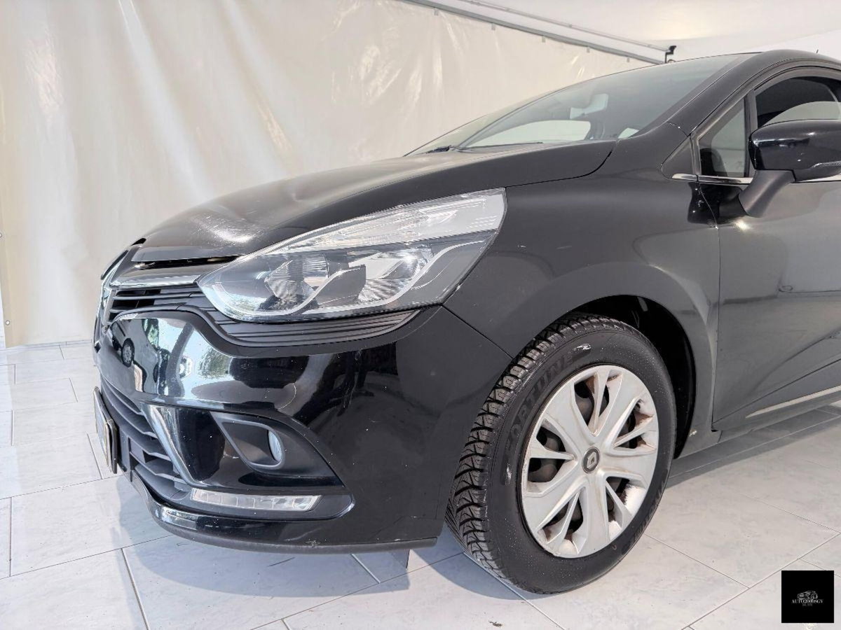 Renault Clio 1.5 dCi 8V 90CV Start&Stop 5 porte Duel (13)