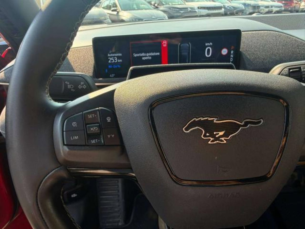 Ford Mustang Mach-E extended range GT awd 487cv auto (10)