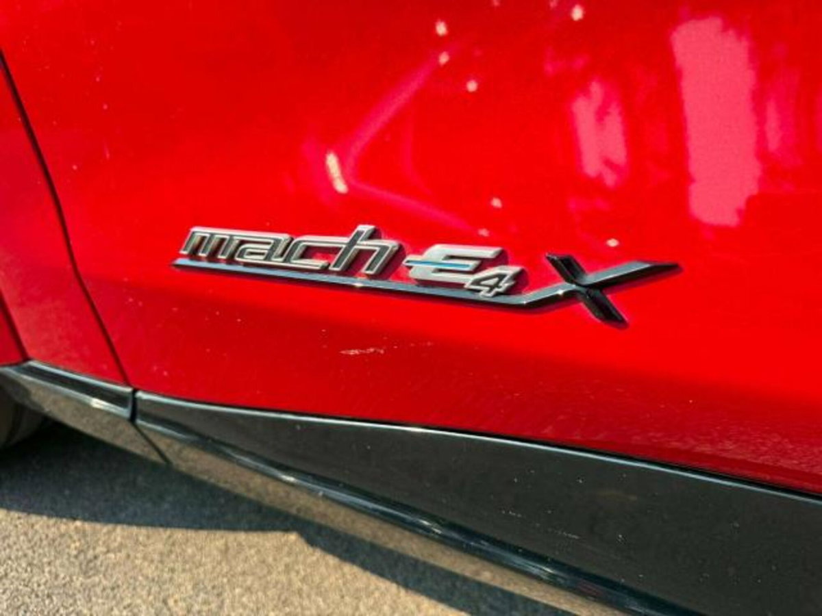 Ford Mustang Mach-E extended range GT awd 487cv auto (17)