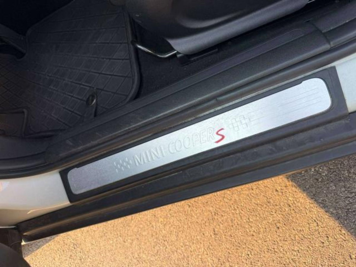 MINI Mini Clubman 2.0 Cooper SD Hype Clubman ALL4 Automatica (9)