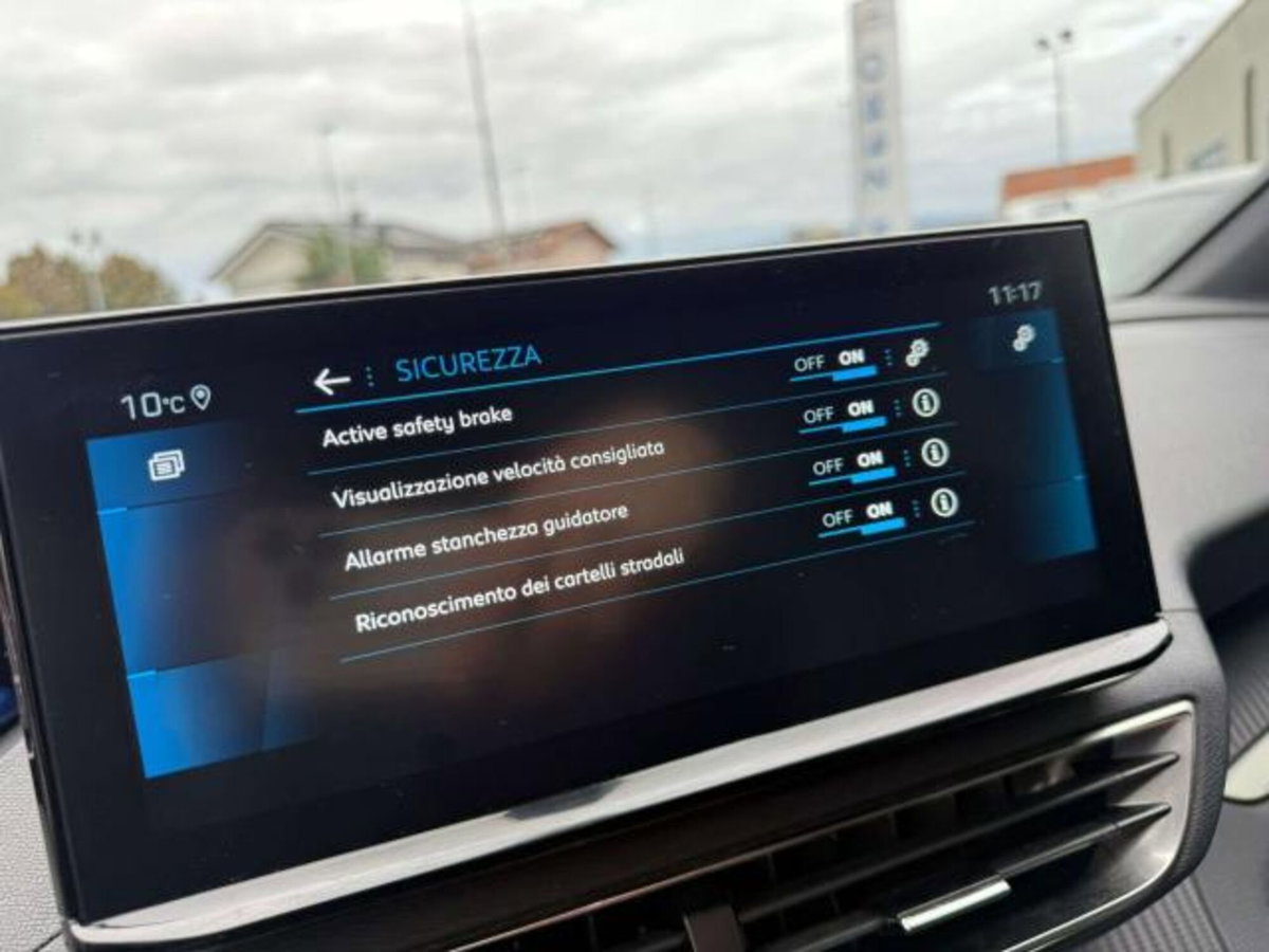 Peugeot 3008 BlueHDi 130 S&S EAT8 Allure Pack (11)