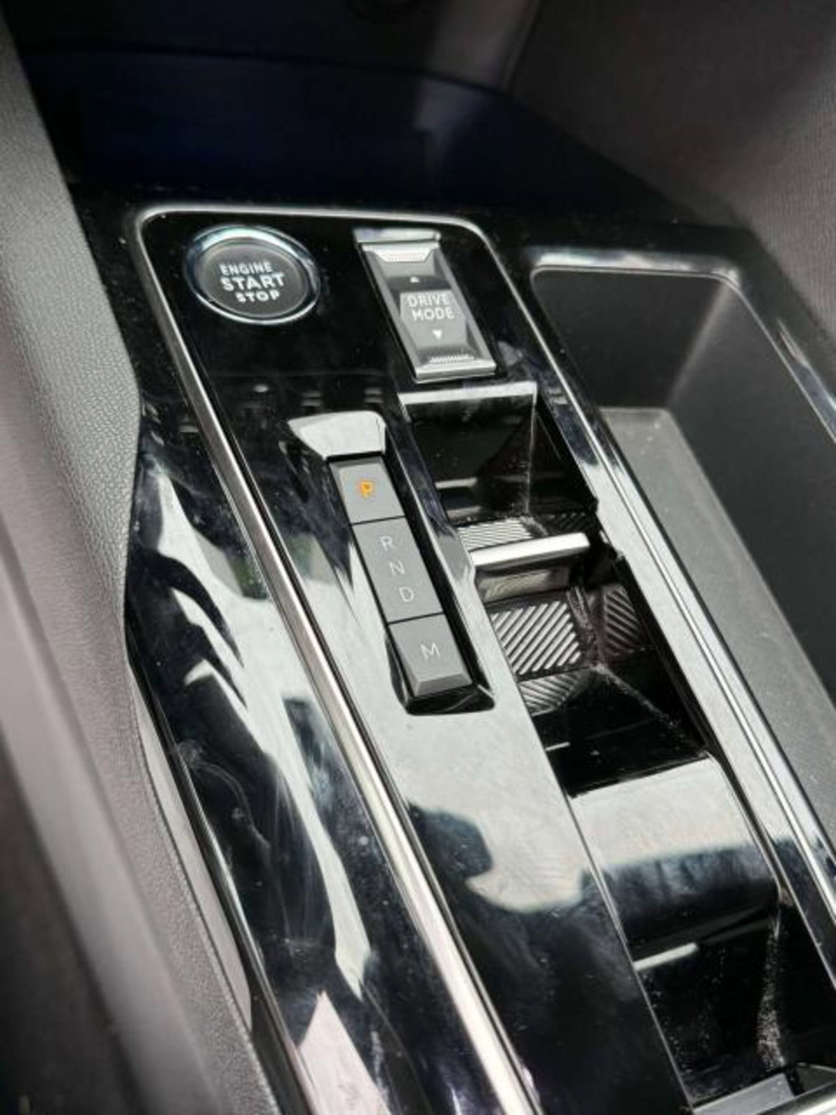 Peugeot 3008 BlueHDi 130 S&S EAT8 Allure Pack (8)