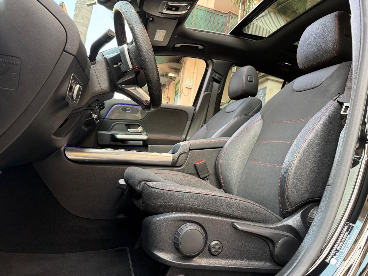 Mercedes-Benz GLA SUV 200 d Automatic Premium (15)