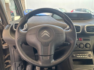 Citroen C3 Picasso 1.6 HDi 90 Seduction (10)
