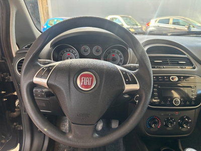 Fiat Punto 1.3 MJT II S&S 95 CV 5 porte Street (11)