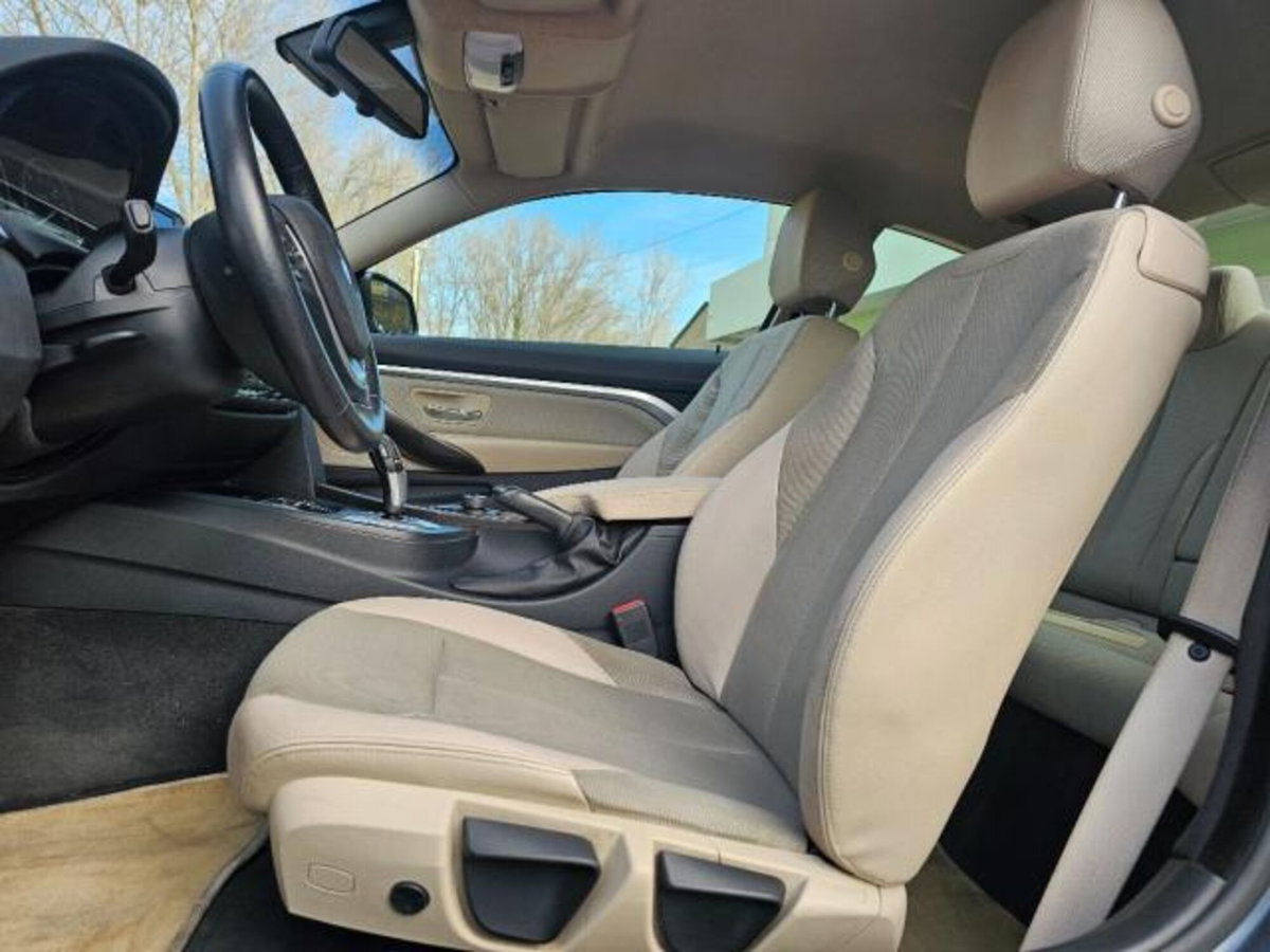 BMW Serie 4 Coupé 420d  Modern (20)