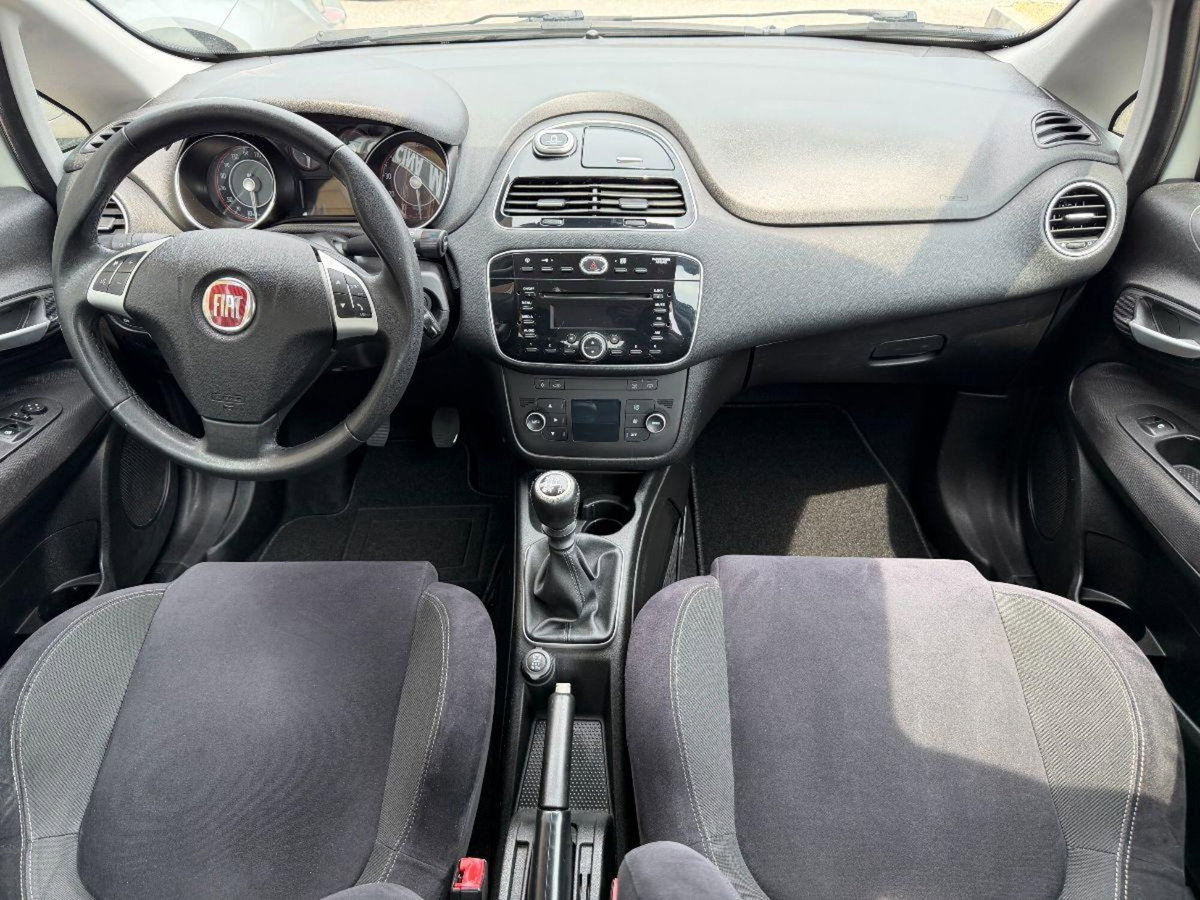 Fiat Punto 1.2 8V 5 porte Lounge (13)