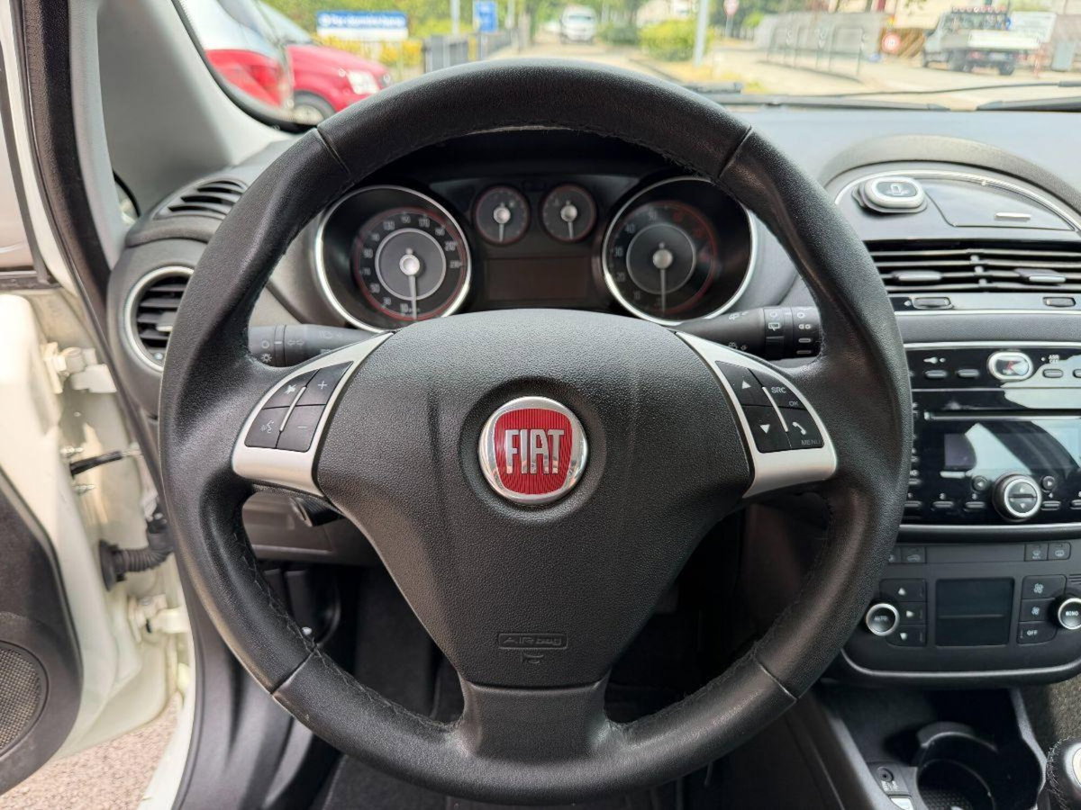 Fiat Punto 1.2 8V 5 porte Lounge (14)