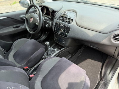 Fiat Punto 1.2 8V 5 porte Lounge (17)