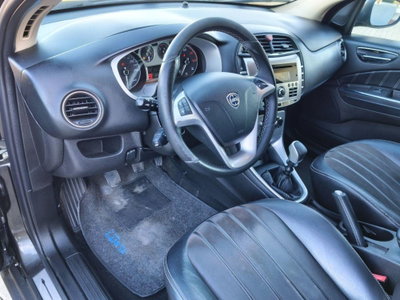Lancia Delta 1.6 MJT DPF Platino (8)