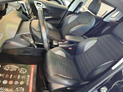 Peugeot 2008 100 S&S Allure (8)