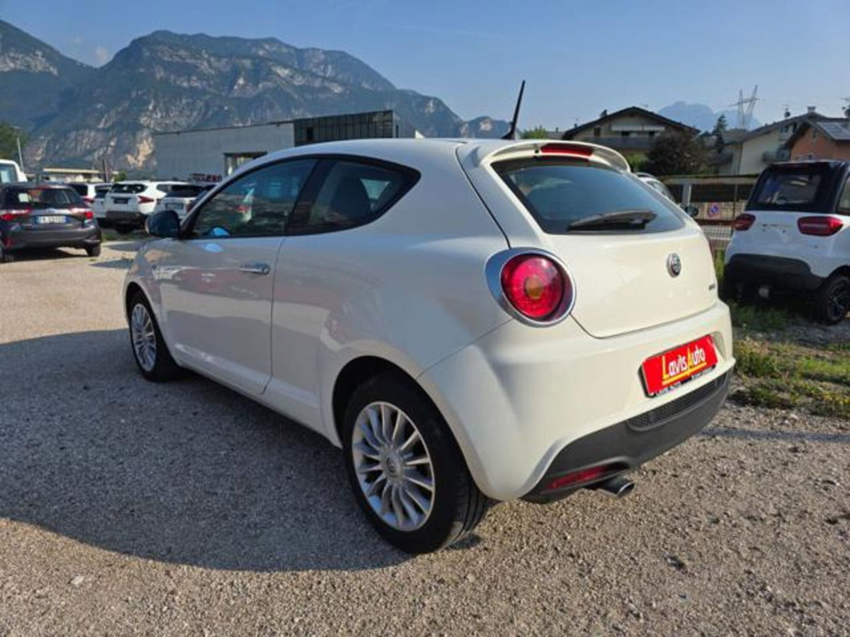 Alfa Romeo MiTo 1.4 78 CV 8V S&S Urban (4)