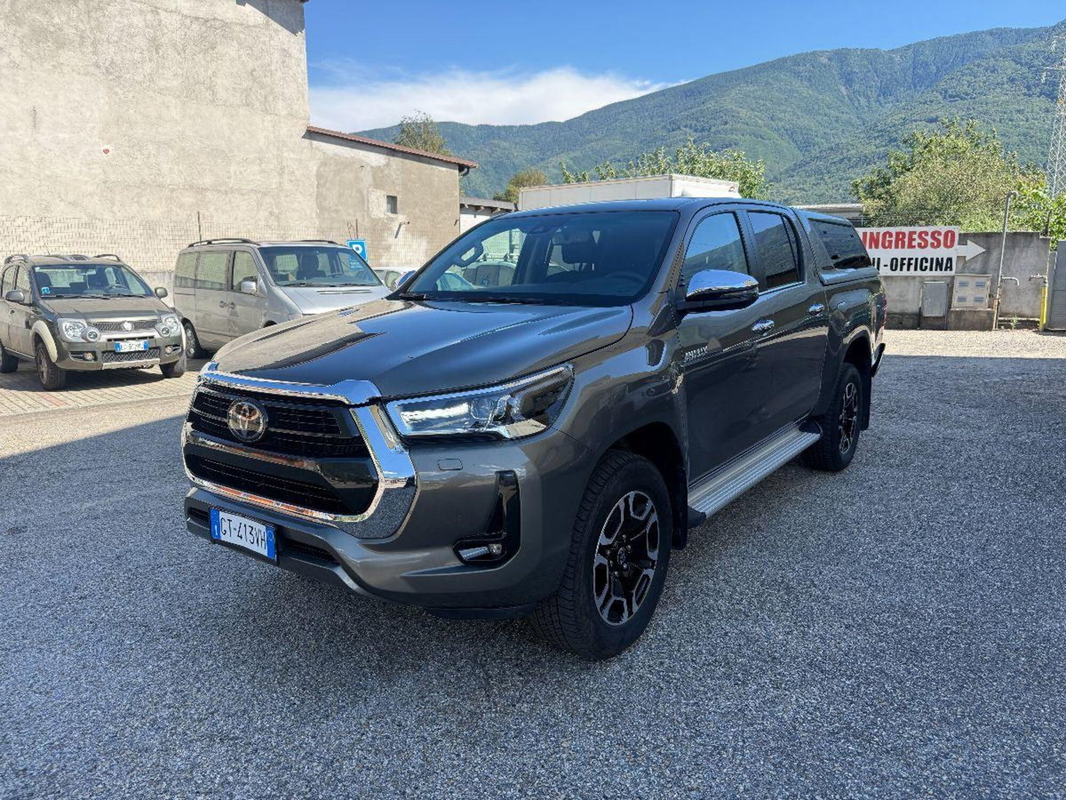 Toyota Hilux 2.d-4d SC 4xComfort