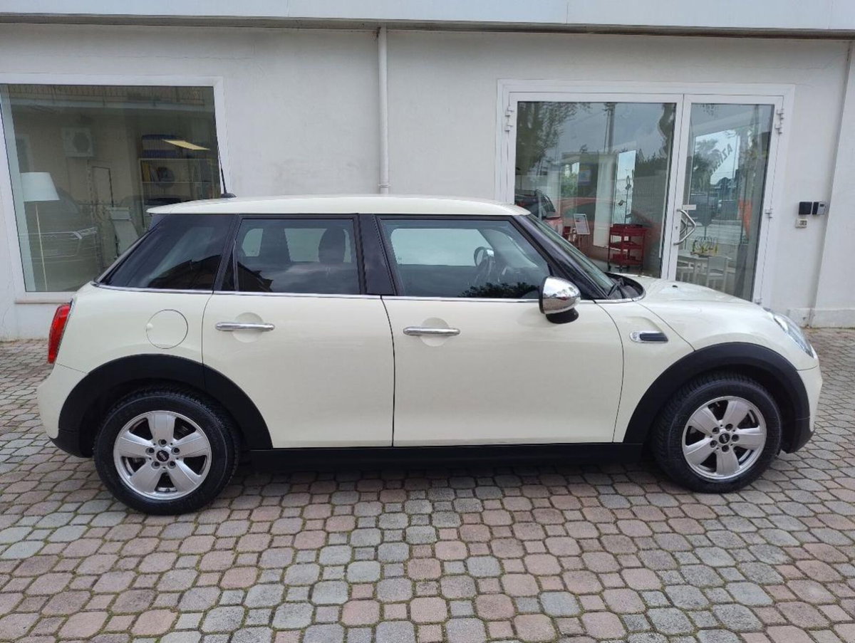 MINI Mini 1.2 One 5 porte (3)