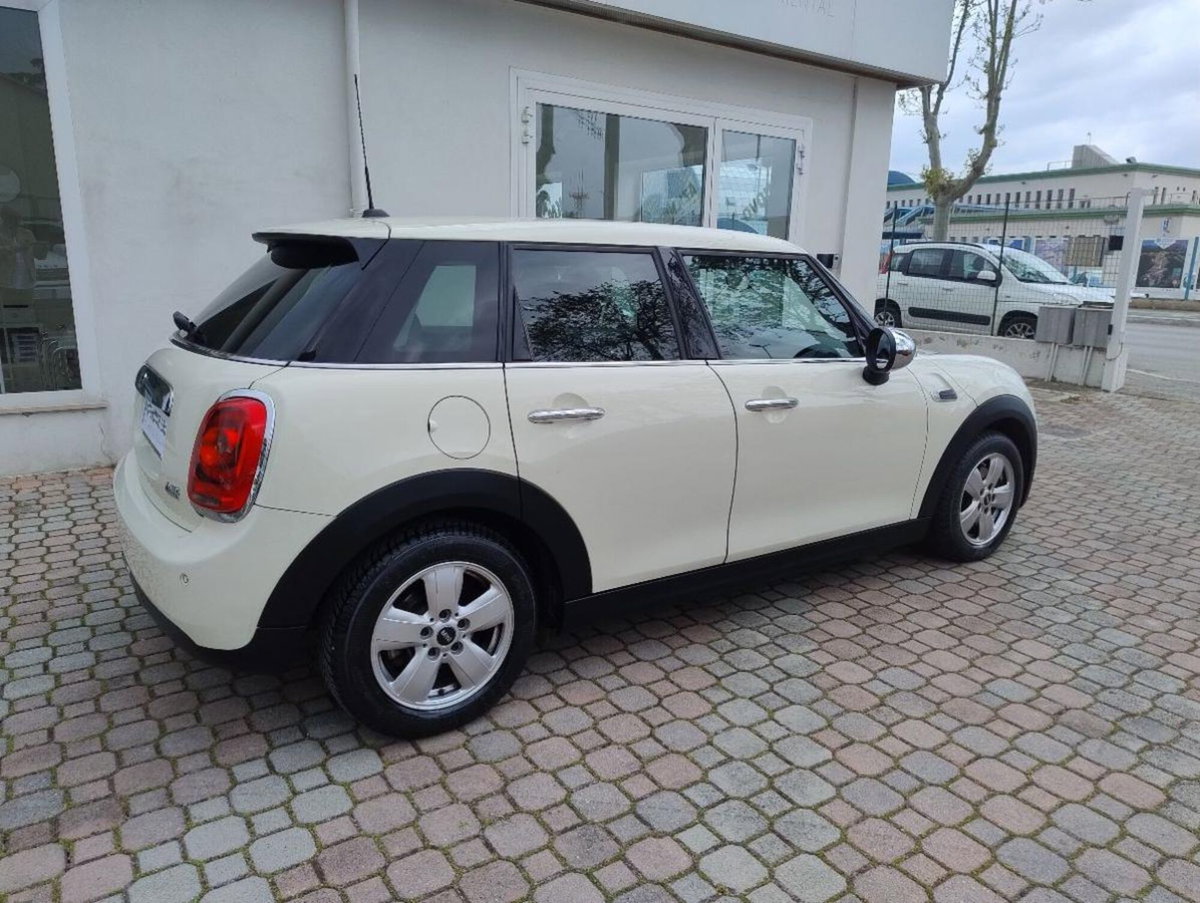 MINI Mini 1.2 One 5 porte (4)