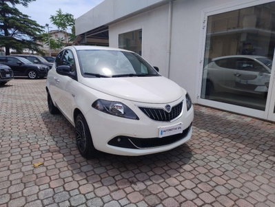 Lancia Ypsilon 1.0 FireFly 5 porte S&S Hybrid Gold Plus usata