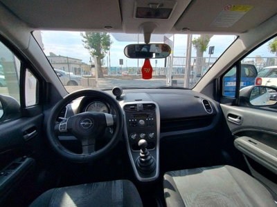 Opel Agila 1.0 12V 68CV Enjoy (13)