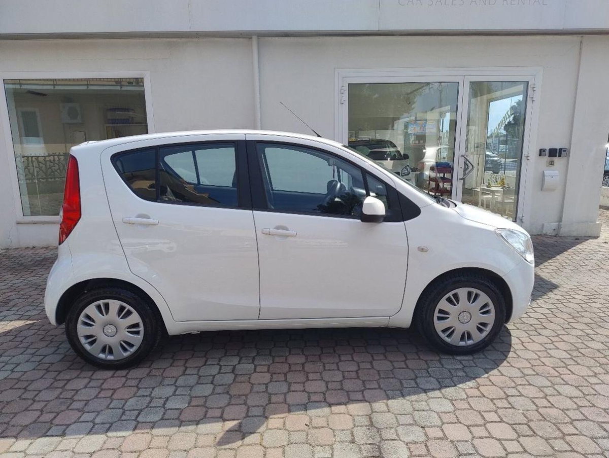 Opel Agila 1.0 12V 68CV Enjoy (3)