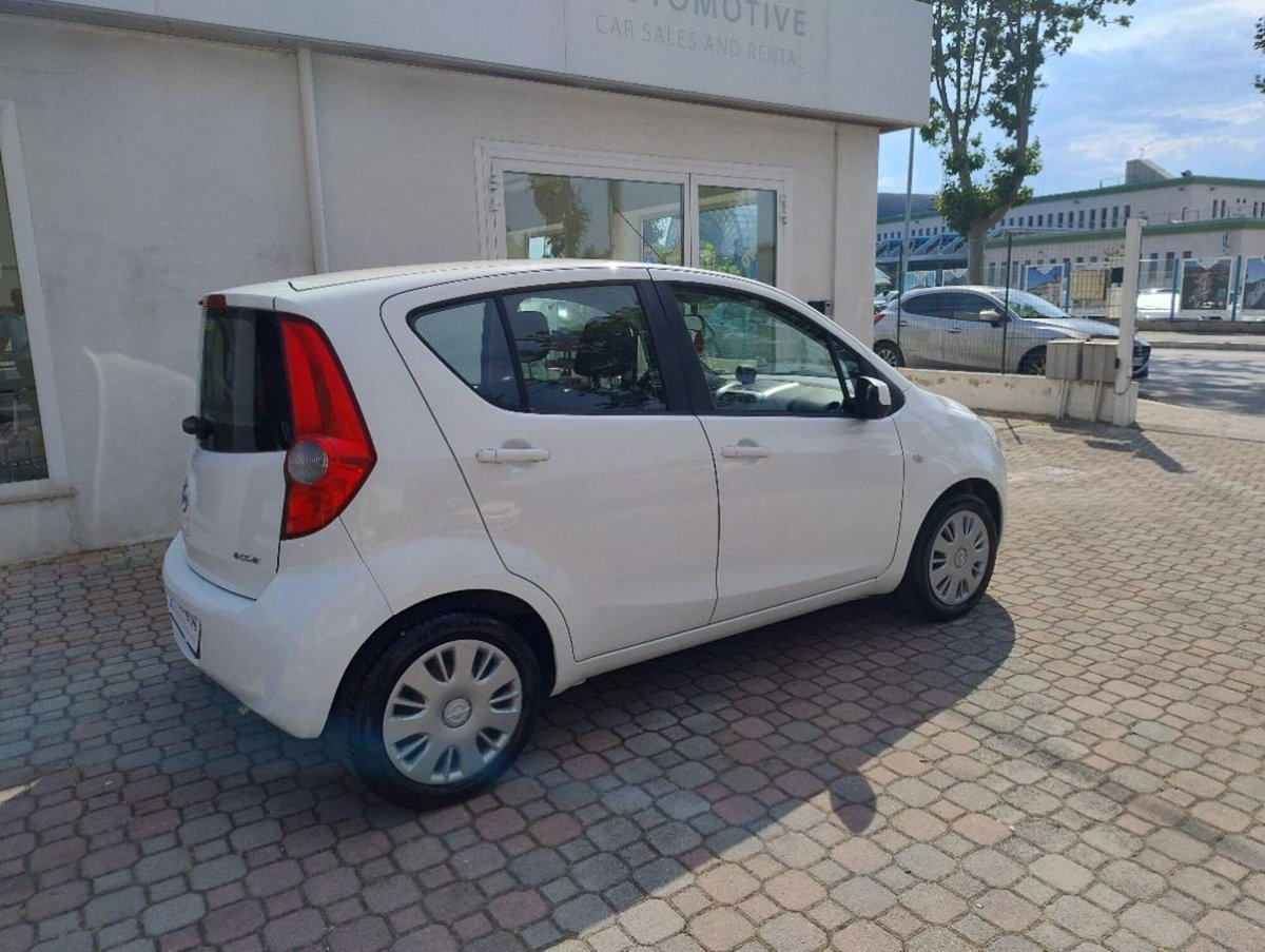 Opel Agila 1.0 12V 68CV Enjoy (4)