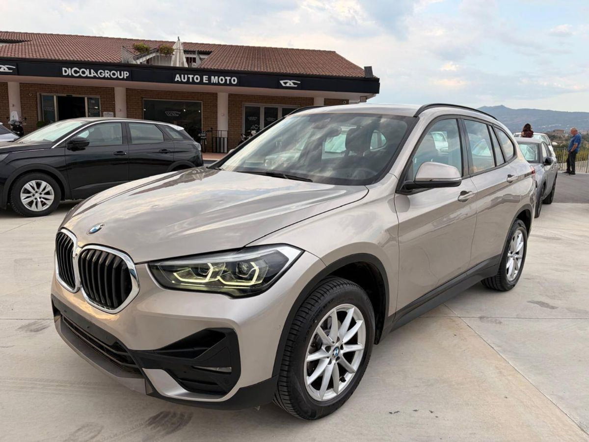 BMW X1 sDrive16d Advantage (3)
