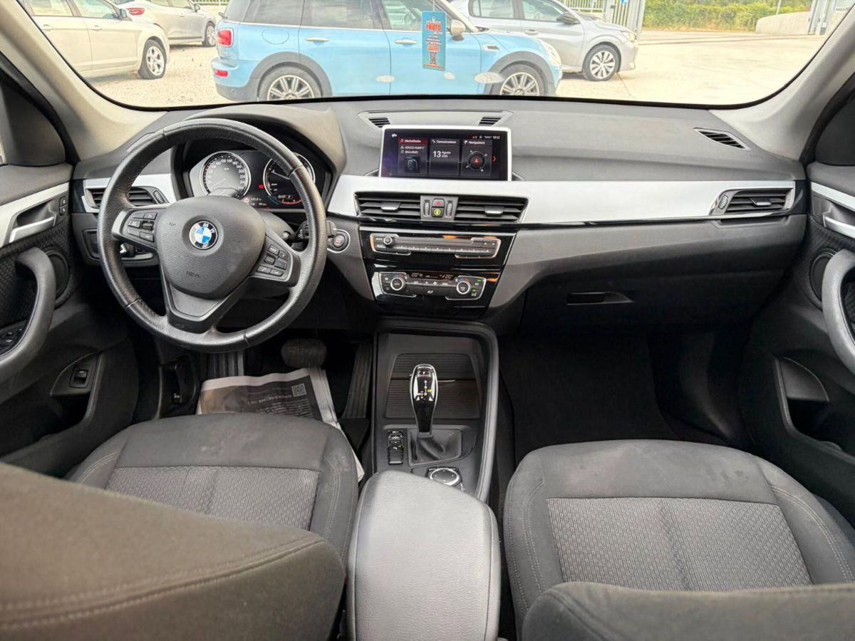 BMW X1 sDrive16d Advantage (7)