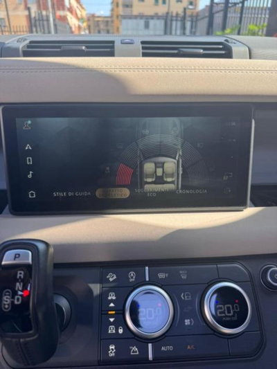 Land Rover Defender 110 3.0D I6 300 CV AWD Auto X (19)