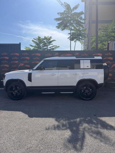 Land Rover Defender 110 3.0D I6 300 CV AWD Auto X (4)