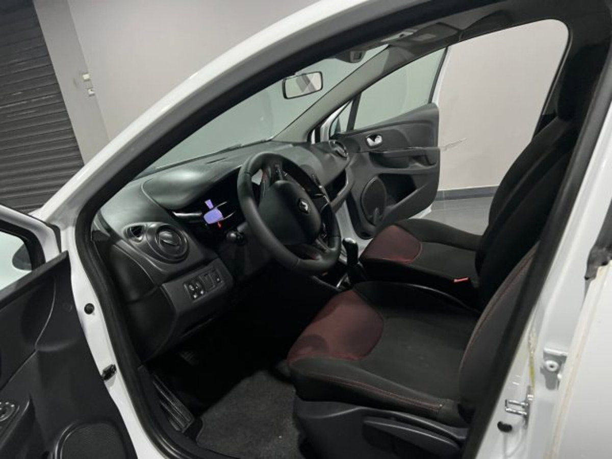 Renault Clio dCi 8V 75 CV Start&Stop 5 porte Energy Duel (7)