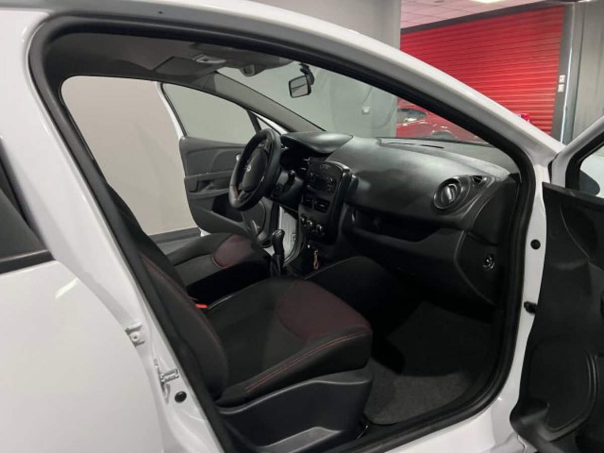 Renault Clio dCi 8V 75 CV Start&Stop 5 porte Energy Duel (8)