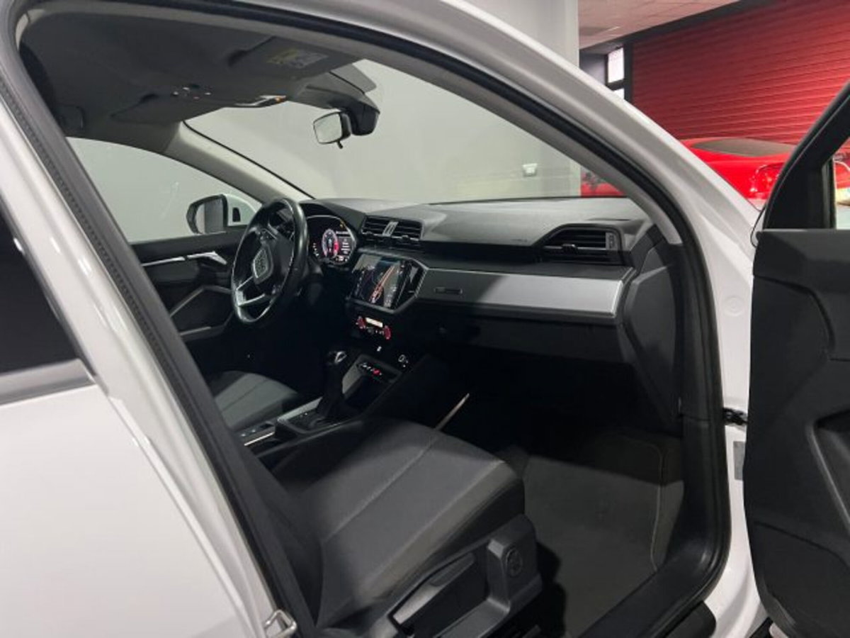 Audi Q3 Sportback 35 TDI quattro S tronic Business Plus (10)