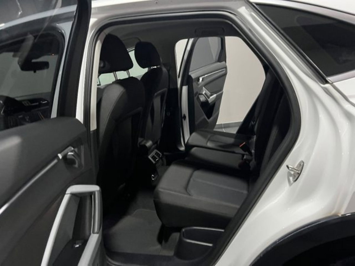 Audi Q3 Sportback 35 TDI quattro S tronic Business Plus (12)