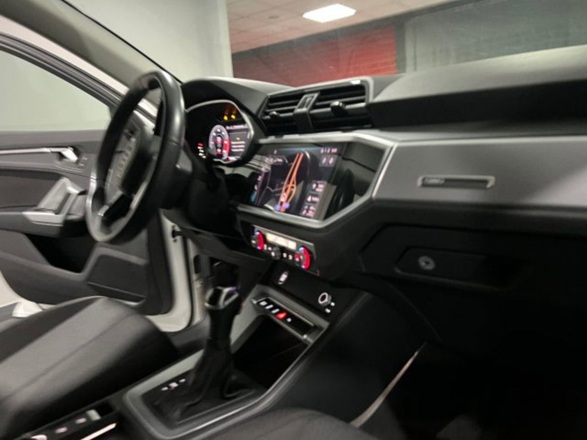 Audi Q3 Sportback 35 TDI quattro S tronic Business Plus (9)
