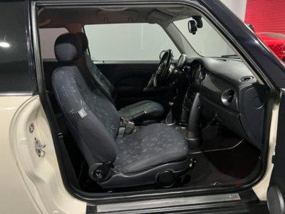 MINI Mini 1.4 tdi One D (8)