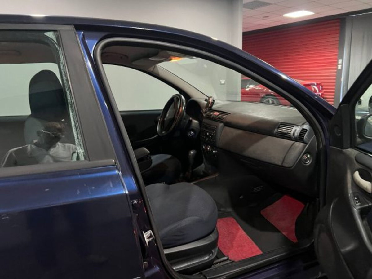 Fiat Stilo 1.9 JTD 3 porte Active (2)