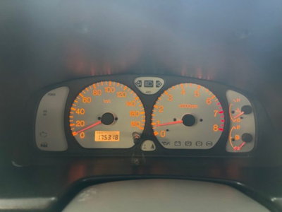 Suzuki Jimny 1.3i 16V cat 4WD JLX (13)