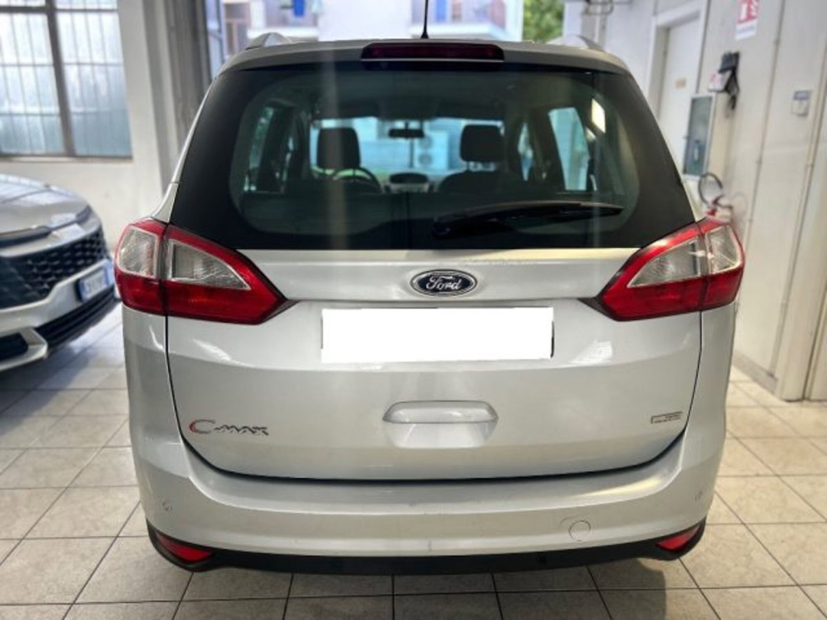 Ford C-Max 1.6 TDCi 115CV Titanium (5)