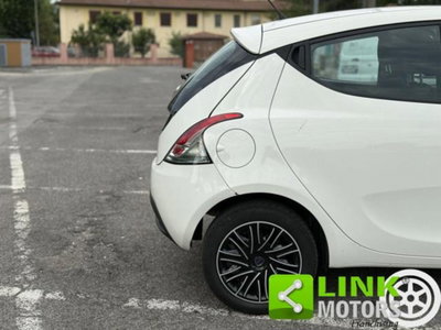 Lancia Ypsilon 1.2 69 CV 5 porte Elefantino Blu (15)