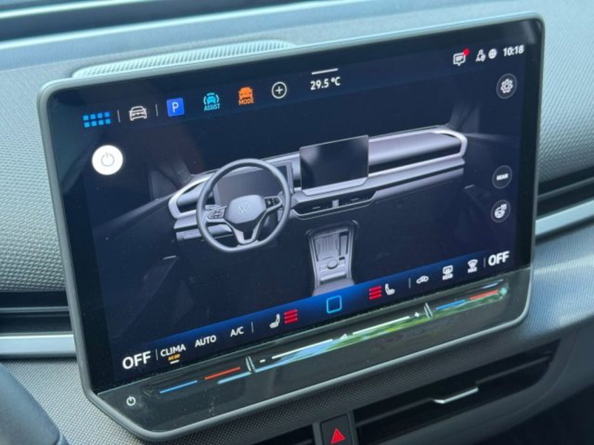 Volkswagen T-Roc 1.5 tsi Life (15)