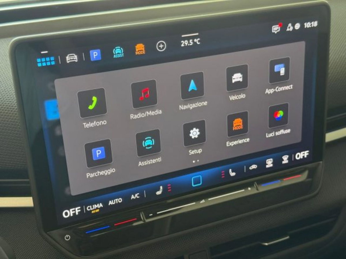Volkswagen T-Roc 1.5 tsi Life (18)