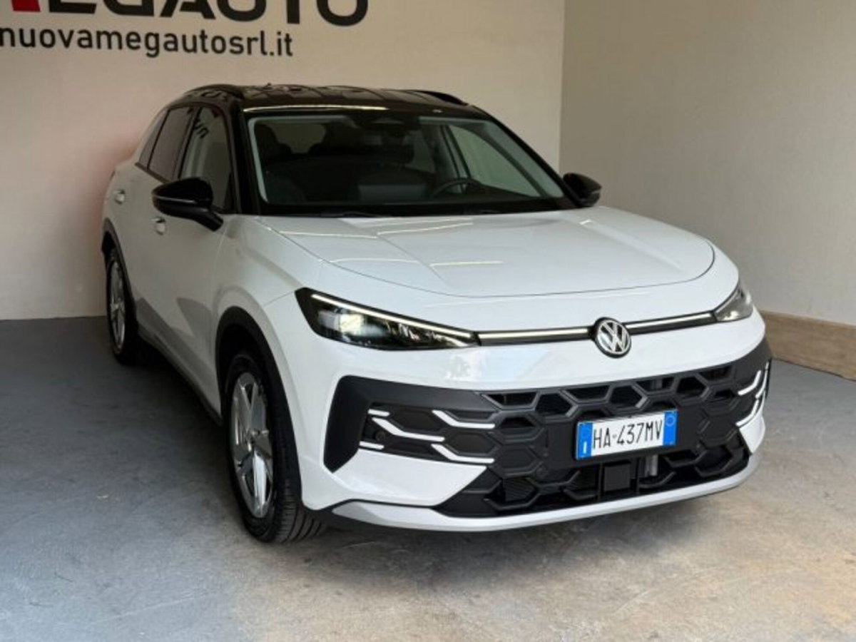 Volkswagen T-Roc 1.5 tsi Life (4)