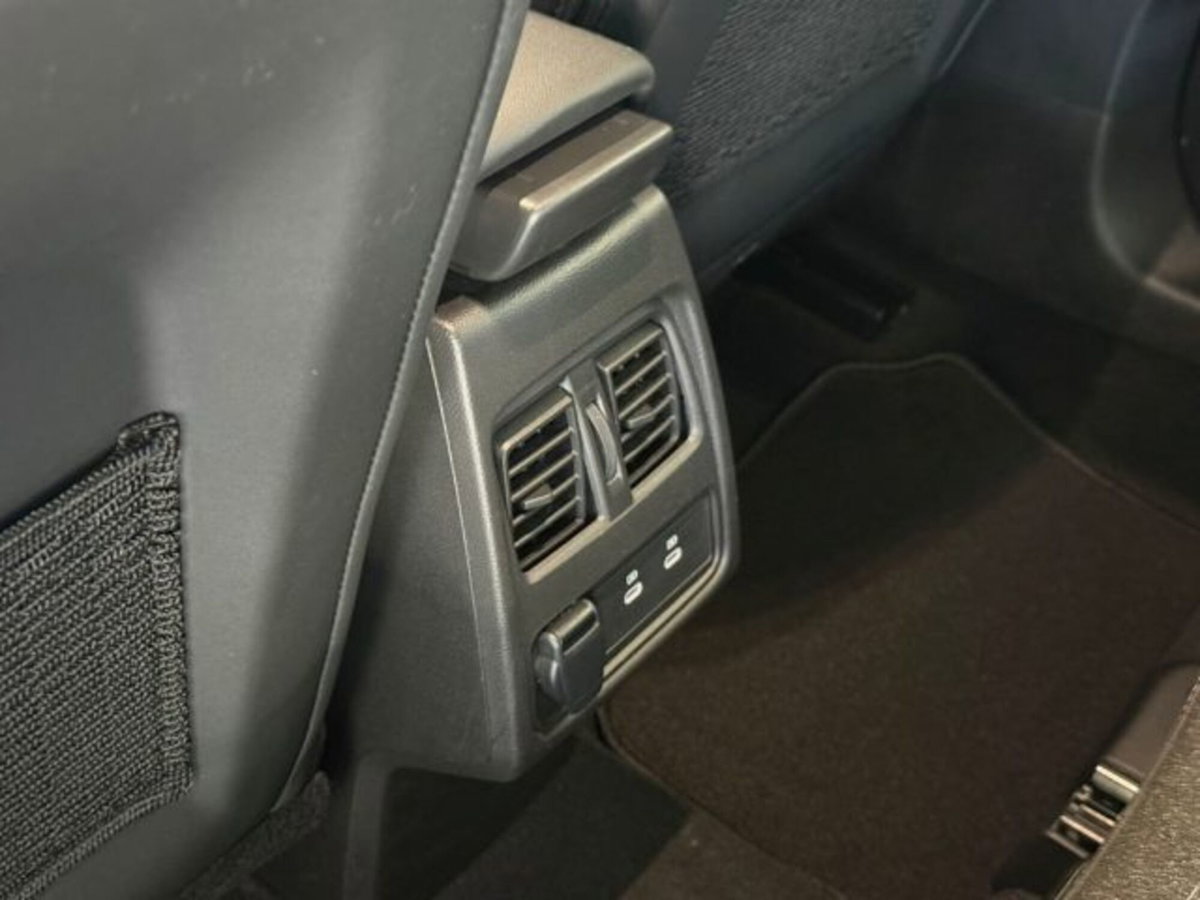 Renault Captur TCe 90 CV Techno (9)