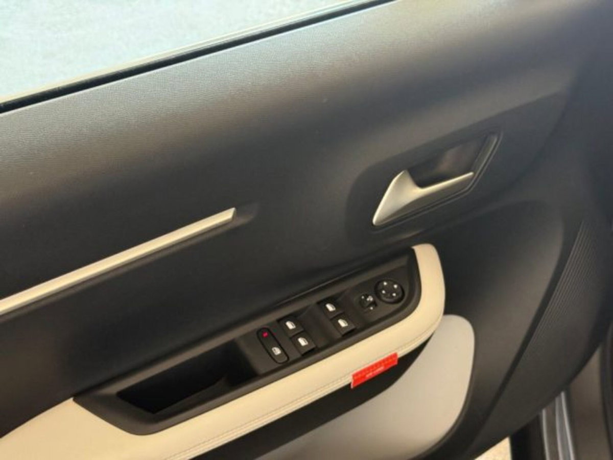 Citroen C3 1.2 puretech turbo Max 100cv s&s (20)