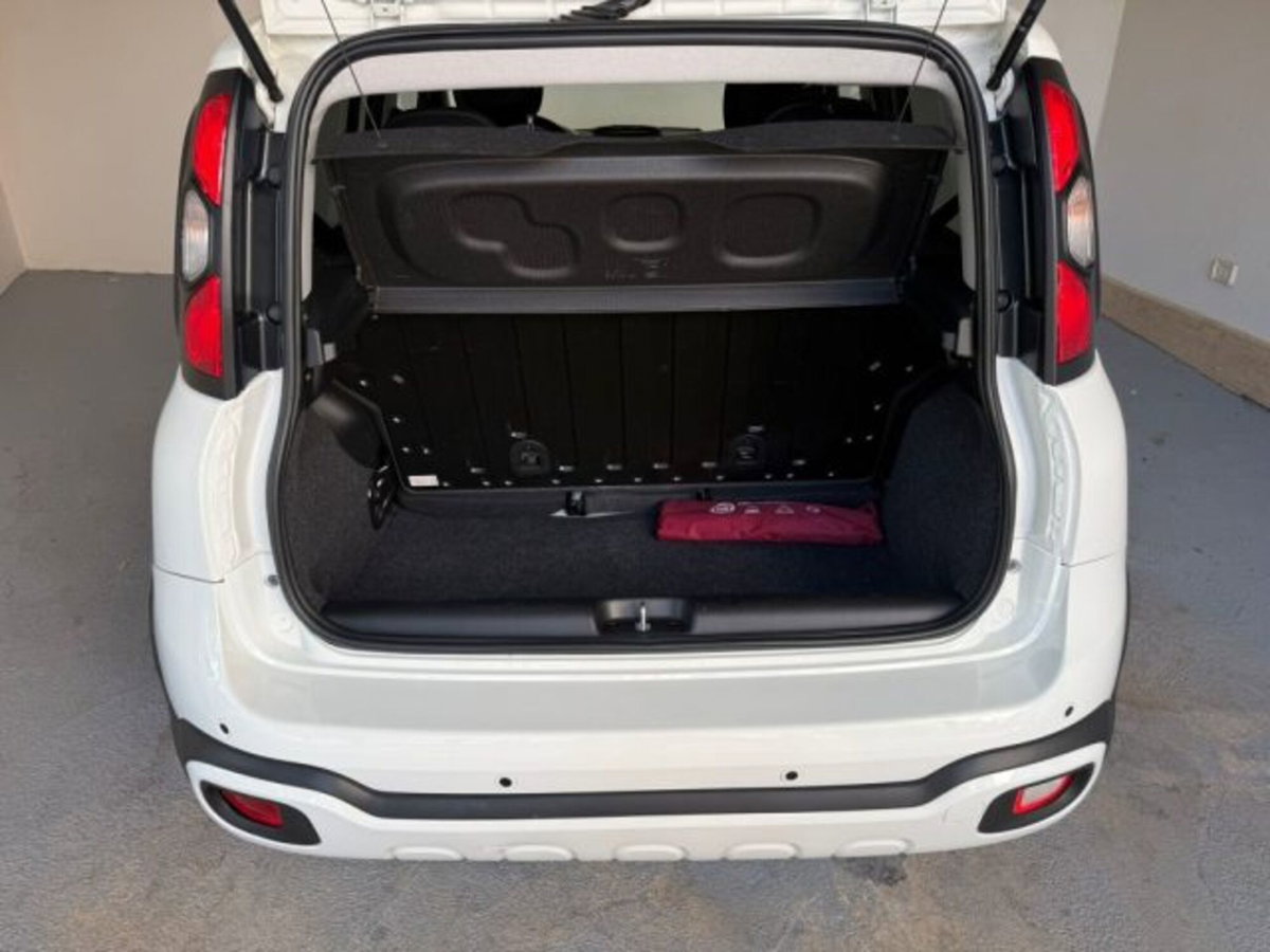 Fiat Panda Cross 1.0 firefly hybrid Cross s&s 70cv 5p.ti (8)