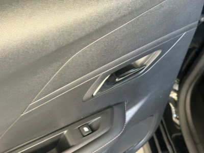 Peugeot 208 1.2 puretech Active s&s 100cv (11)