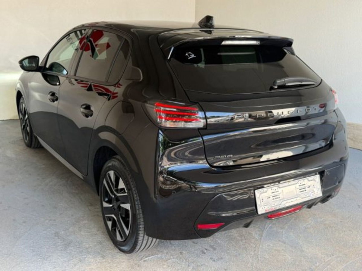 Peugeot 208 1.2 puretech Active s&s 100cv (7)