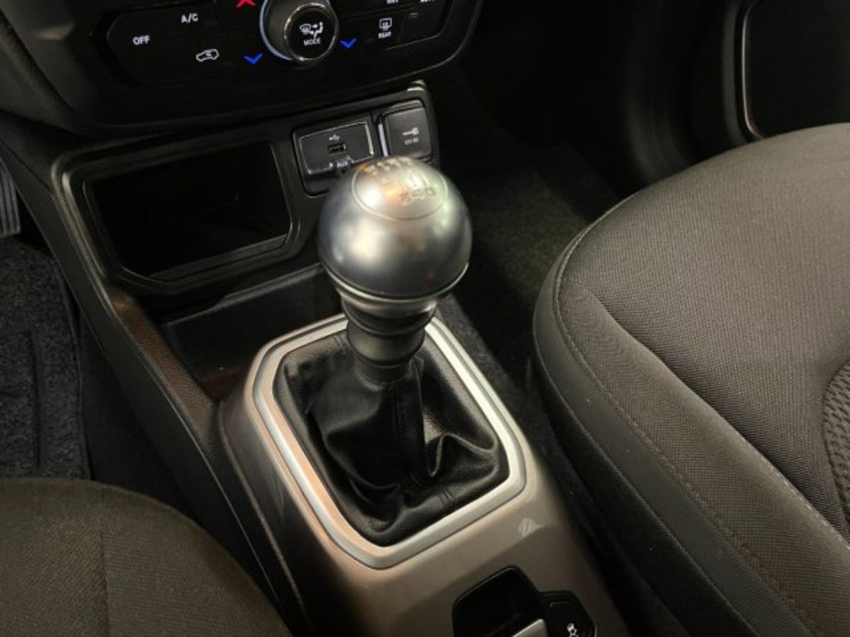 Jeep Renegade 1.0 T3 Limited (8)