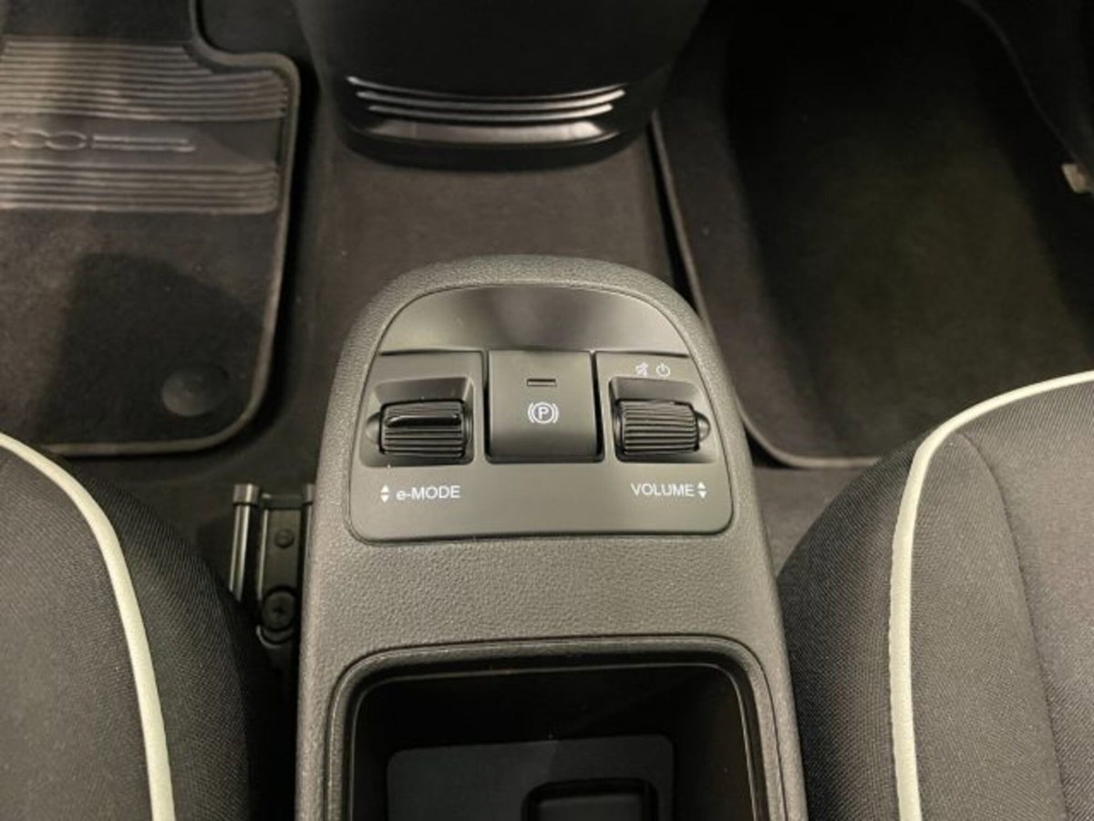 Fiat 500e Action Berlina 23,65 kWh (14)