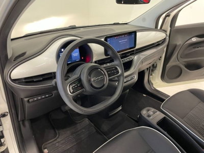 Fiat 500e Action Berlina 23,65 kWh (15)