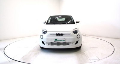 Fiat 500e Action Berlina 23,65 kWh (2)