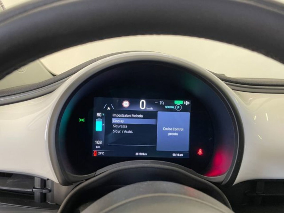 Fiat 500e Action Berlina 23,65 kWh (20)